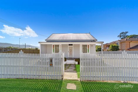 24 Lavender St, Bellambi, NSW 2518