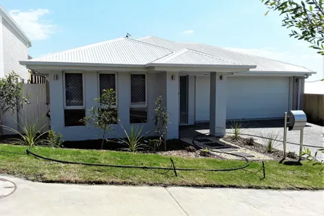 19 Islay St, Spring Mountain, QLD 4300