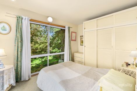 Property photo of 3 Caernarvon Close Kirkham NSW 2570