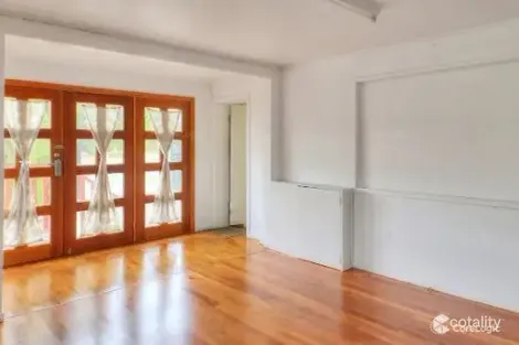 Property photo of 5 Warrigal Road Runcorn QLD 4113