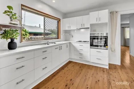 11 Bluegum Ave, Hollywell, QLD 4216