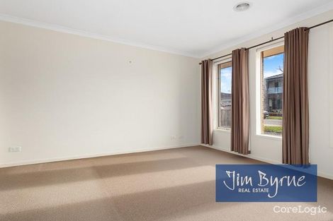 Property photo of 21 Sigvard Boulevard Hallam VIC 3803