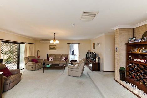 Property photo of 19 Periwinkle Way Parkwood WA 6147