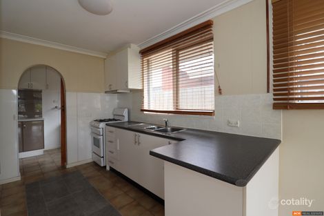 Property photo of 51 Huskisson Avenue Lalor VIC 3075