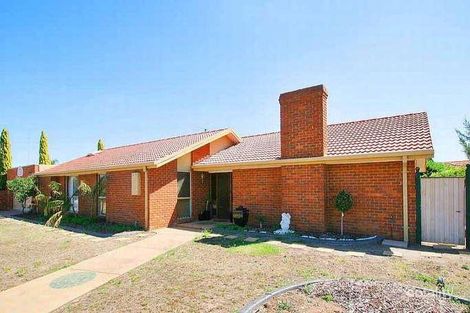 Property photo of 5 Pilain Crescent Keilor Downs VIC 3038