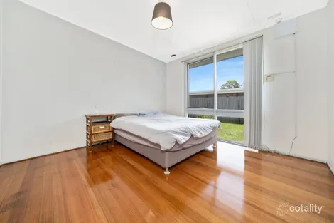 Property photo of 5 Hampton Drive Hampton Park VIC 3976