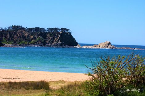 13 Wattlebird Way, Malua Bay, NSW 2536