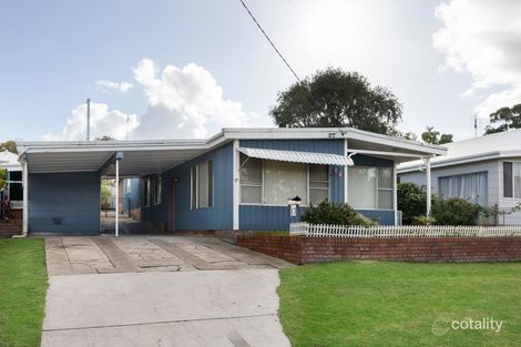 17 Prince St, Fennell Bay, NSW 2283