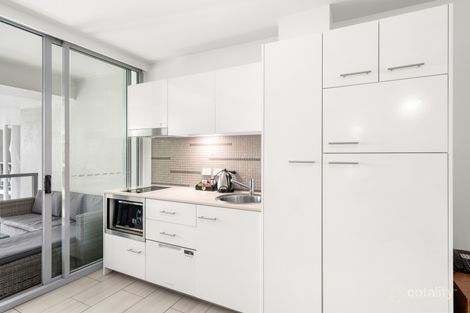 Property photo of 4401/2-22 Veivers Road Palm Cove QLD 4879