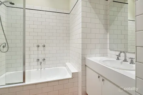 Property photo of 4/1 Hopetoun Street Elsternwick VIC 3185
