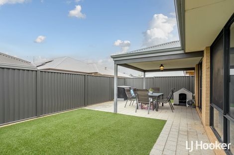 Property photo of 5 Evandale Way Harrisdale WA 6112