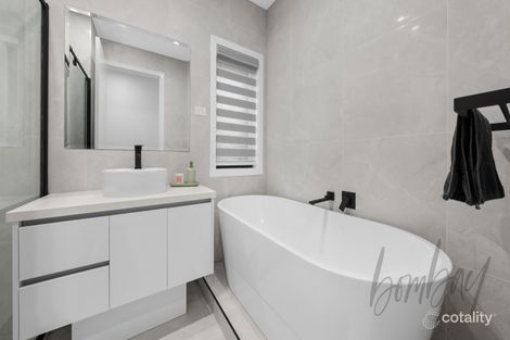 Property photo of 71 Whiteleaf Drive Mickleham VIC 3064