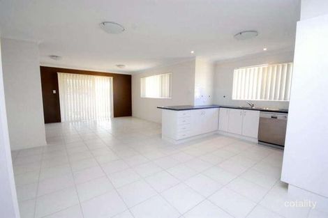 Property photo of 13 Semper Place Calamvale QLD 4116