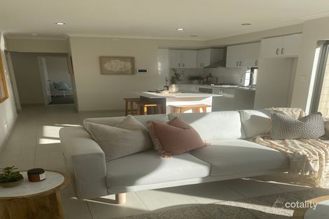 Property photo of 2/14 Princess Road Westminster WA 6061