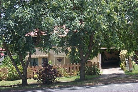 15 Moffatt St, Ipswich, QLD 4305