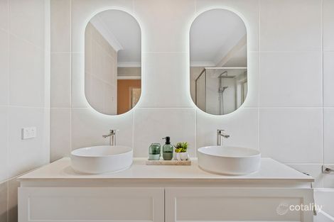 Property photo of 8 Lynch Crescent Birkdale QLD 4159