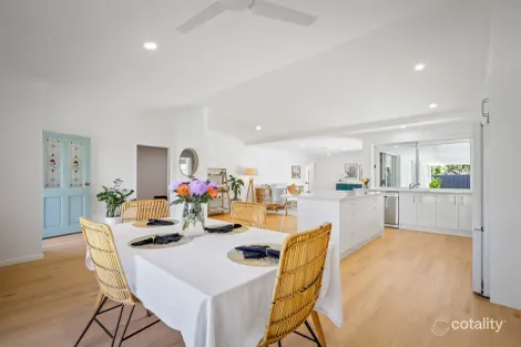 Property photo of 19 Frankston Court Robina QLD 4226