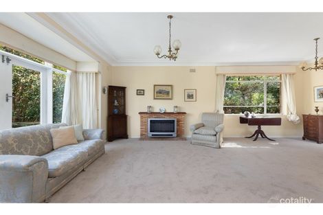 Property photo of 27 Warrowa Avenue West Pymble NSW 2073