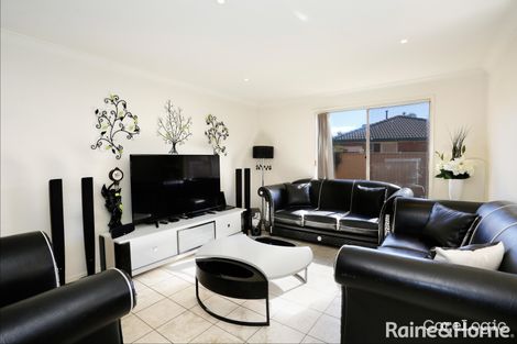 Property photo of 12 Shannon Grove Roxburgh Park VIC 3064
