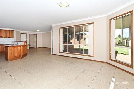 Property photo of 18 Manooka Crescent Highfields QLD 4352