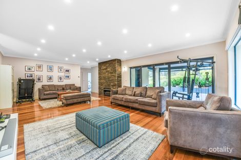 Property photo of 77 Edrington Park Drive Berwick VIC 3806