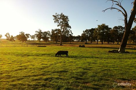 590 Woottating Rd, Woottating, WA 6562