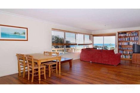 Property photo of 33 Matthew Flinders Drive Port Macquarie NSW 2444