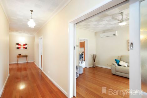 Property photo of 32 Lachlan Road Sunshine West VIC 3020
