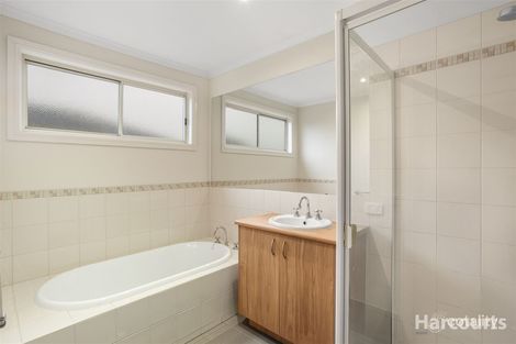 Property photo of 26 Amhurst Drive Narre Warren South VIC 3805