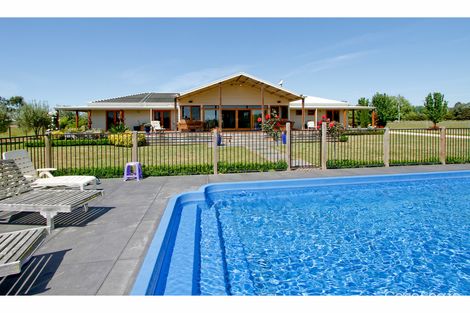 Property photo of 234 Gibsons Road Sale VIC 3850