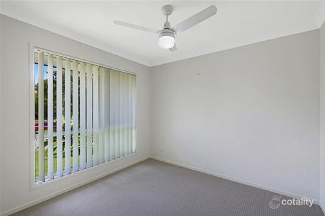 Property photo of 2/4 Winchester Crescent Pimpama QLD 4209
