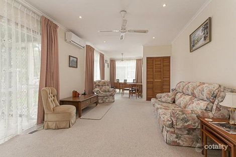 Property photo of 1 Lemana Crescent Mount Waverley VIC 3149
