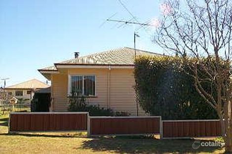 25 Elizabeth St, South Toowoomba, QLD 4350