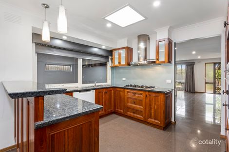 Property photo of 13 Greenacre Crescent Narre Warren VIC 3805