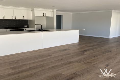 Property photo of 142 Hughes Street Kelso NSW 2795