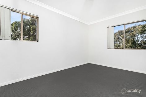 Property photo of 28/2 Wentworth Avenue Toongabbie NSW 2146