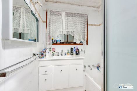Property photo of 9 Frederick Place West Tamworth NSW 2340