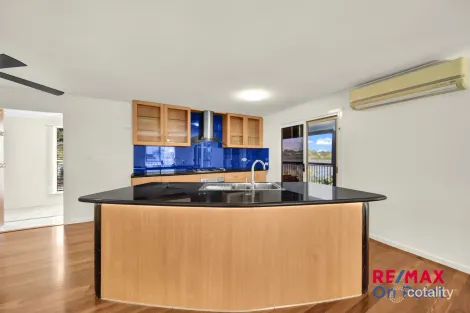 Property photo of 22 Calmwaters Crescent Macleay Island QLD 4184