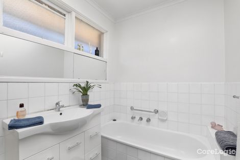 Property photo of 1/15-17 Kangaroo Road Murrumbeena VIC 3163