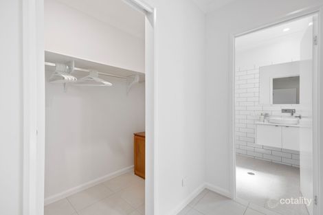 Property photo of 11 Frederick Circuit Eli Waters QLD 4655