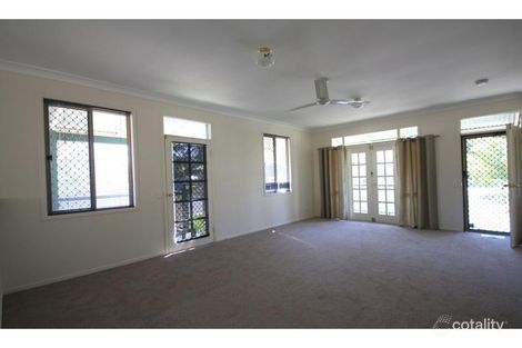Property photo of 2 Popondetta Close Darra QLD 4076