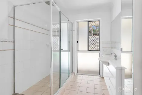 Property photo of 87 Coronet Crescent Burleigh Waters QLD 4220