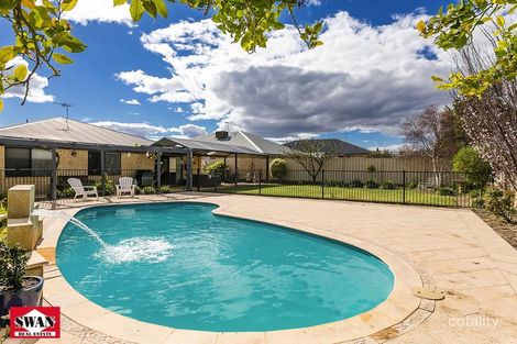 Property photo of 14 Keightly Corner Jane Brook WA 6056