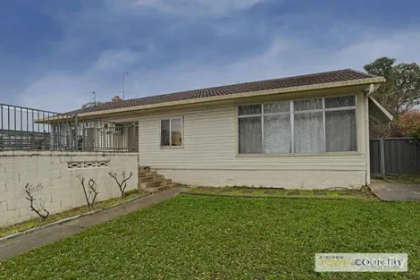 Property photo of 8 Rockvale Road Armidale NSW 2350