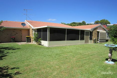 Property photo of 18 Beech Drive Suffolk Park NSW 2481