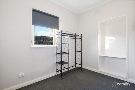 Property photo of 2/400 Parnall Street Lavington NSW 2641