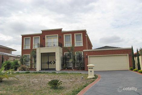 8 Newell Cl, Taylors Lakes, VIC 3038