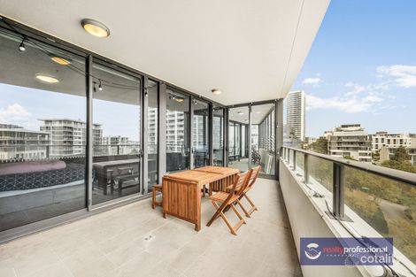 Property photo of 203/63 Shoreline Drive Rhodes NSW 2138