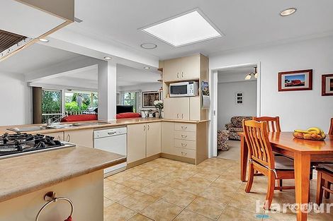 Property photo of 29 Lomond Drive Glen Waverley VIC 3150