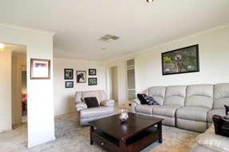 Property photo of 1 Commerford Place Chirnside Park VIC 3116